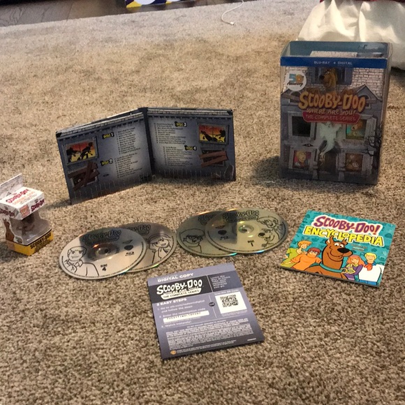 Scoobydoo blue ray disk set LIMITED edition - Picture 1 of 6